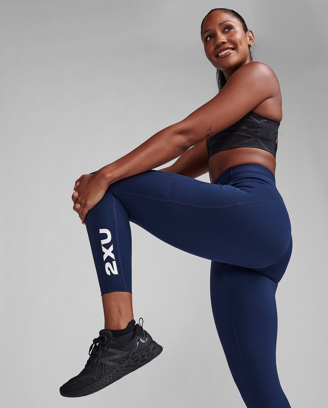 2XU Women's Form Stash Hi-Rise Compression 7/8 Tights WA6908B 