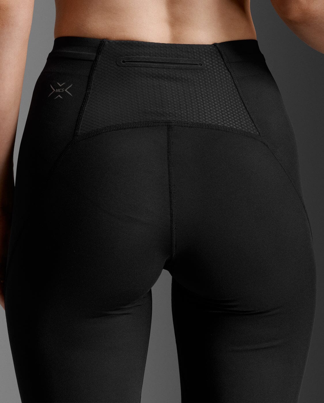 2XU Women's Light Speed Hi-Rise Compression Shorts WA7548 