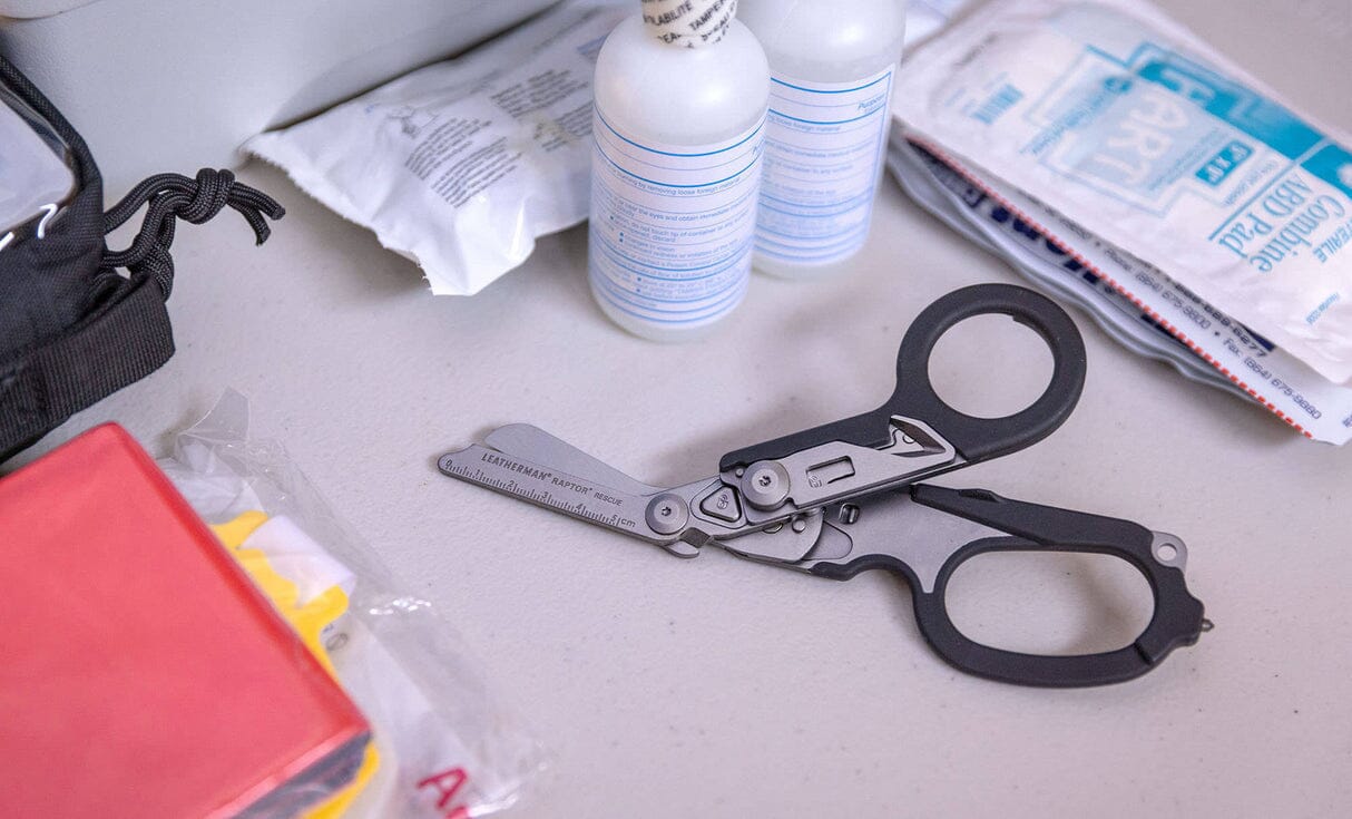 Leatherman Raptor Rescue 