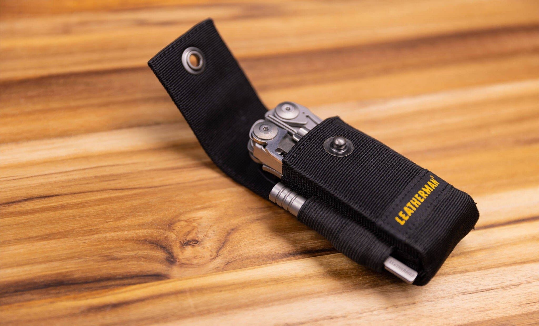Leatherman Nylon Sheath with Pockets 
