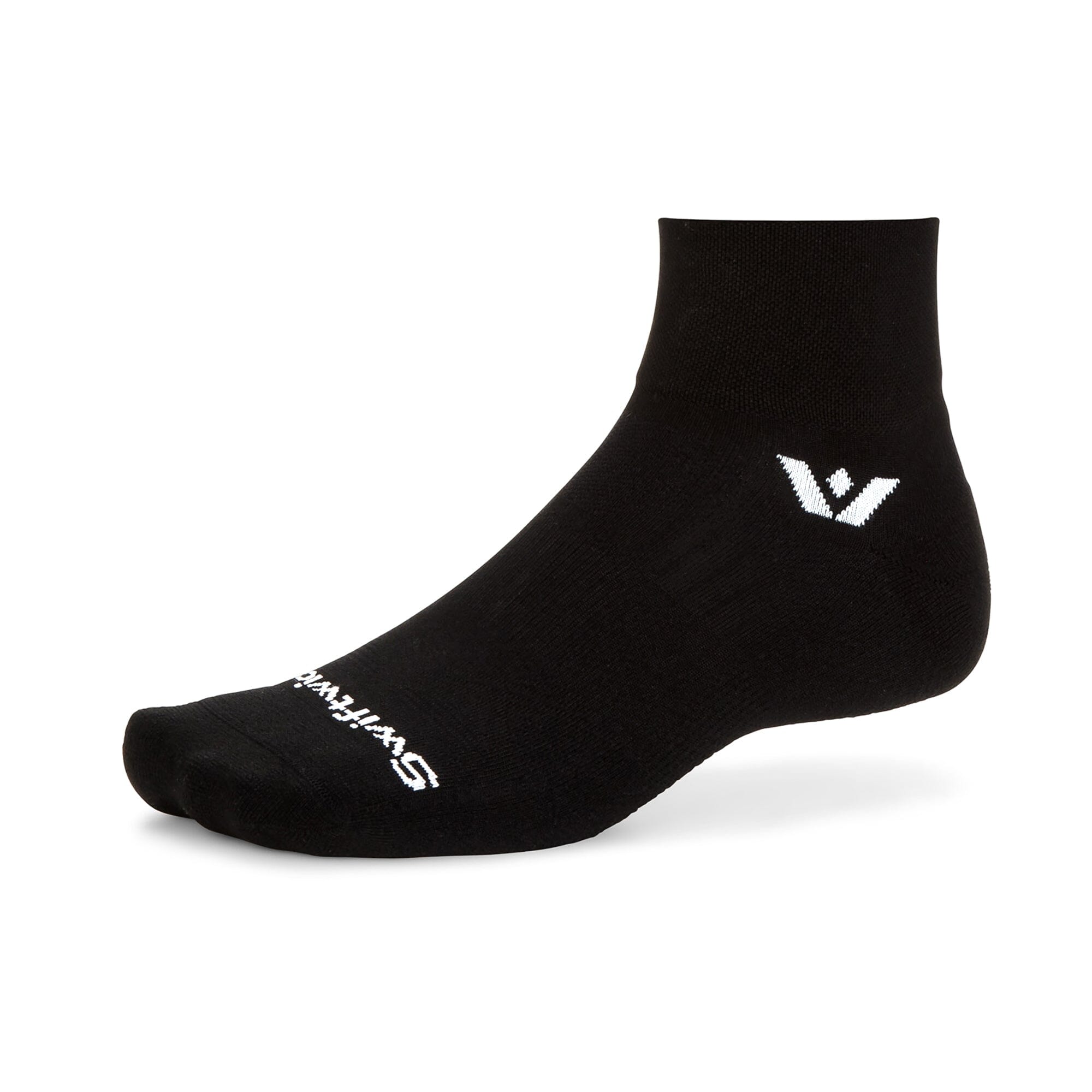 Swiftwick Aspire Quarter Crew Socks Black L 