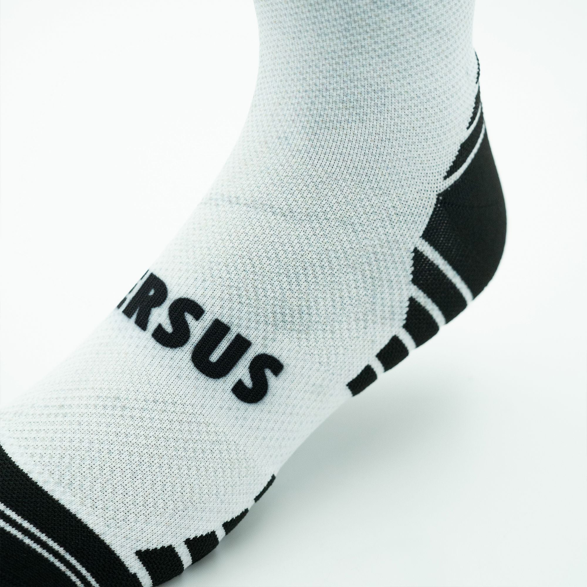 Versus RUN White Active Crew Socks 