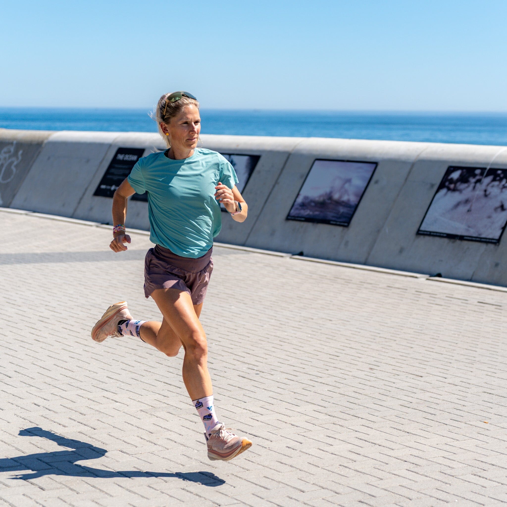 Versus Run For Cake Active Crew Socks 
