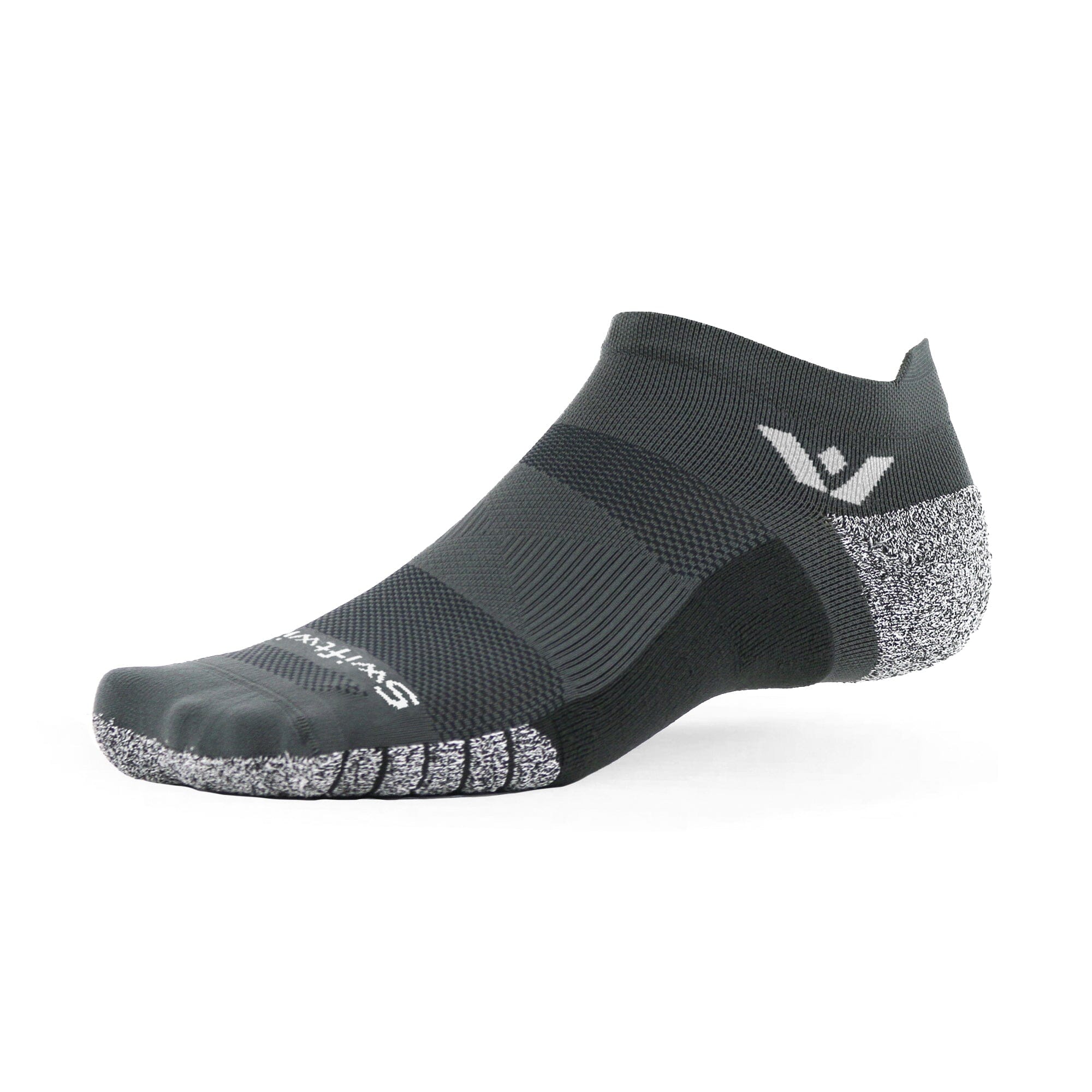 Swiftwick Flite XT No Show Socks Gray L 