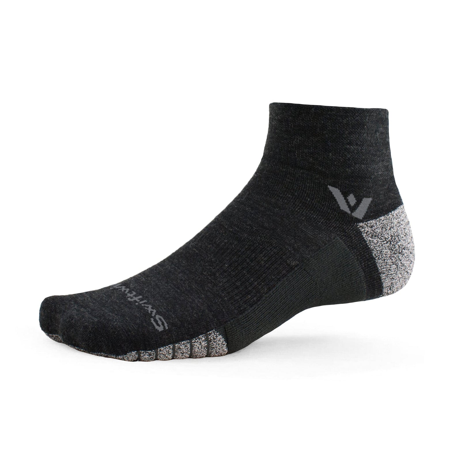 Swiftwick Flite XT Trail Quarter Crew Socks Coal L 
