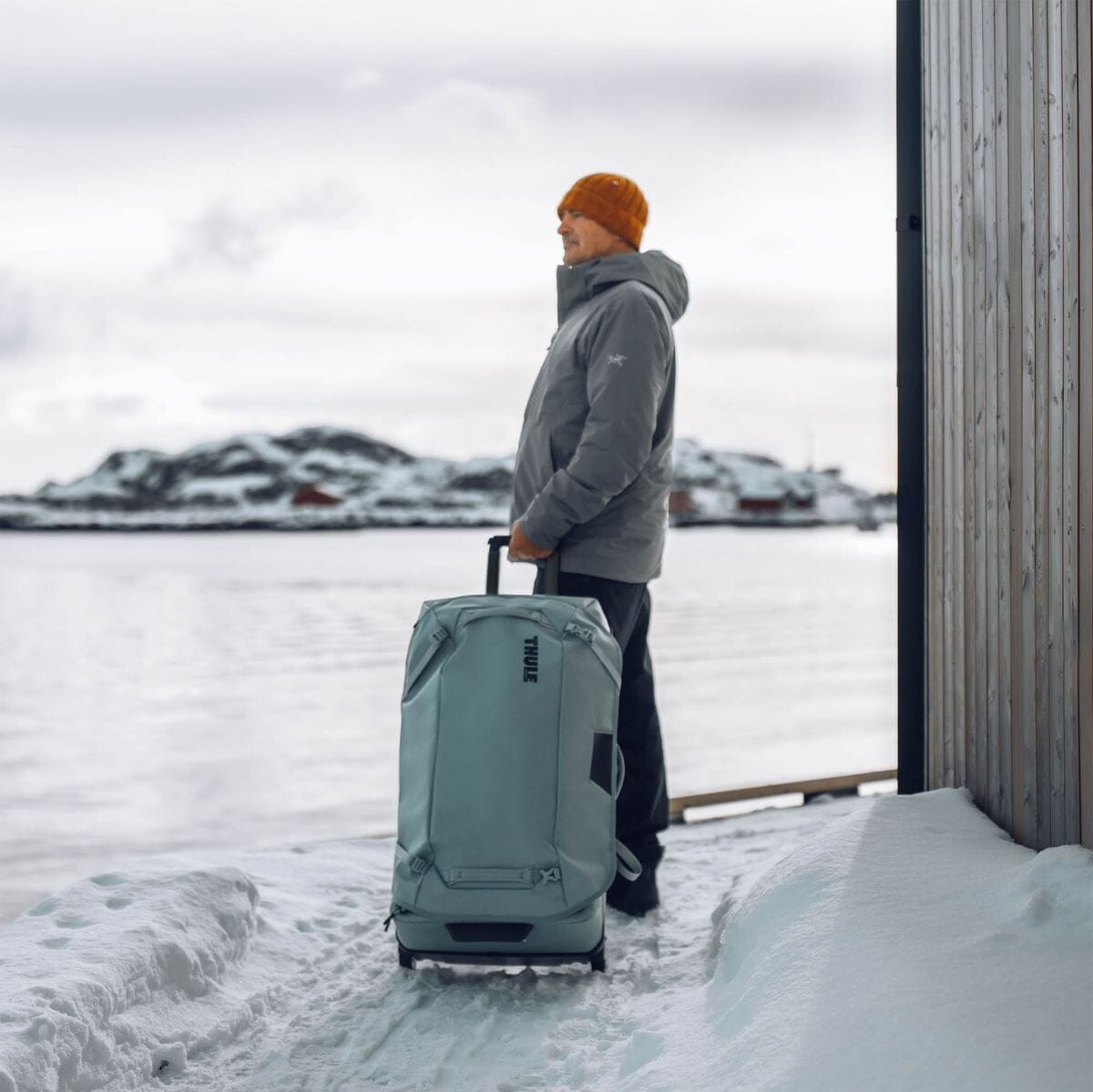Thule Chasm Wheeled Duffel Suitcase 110L