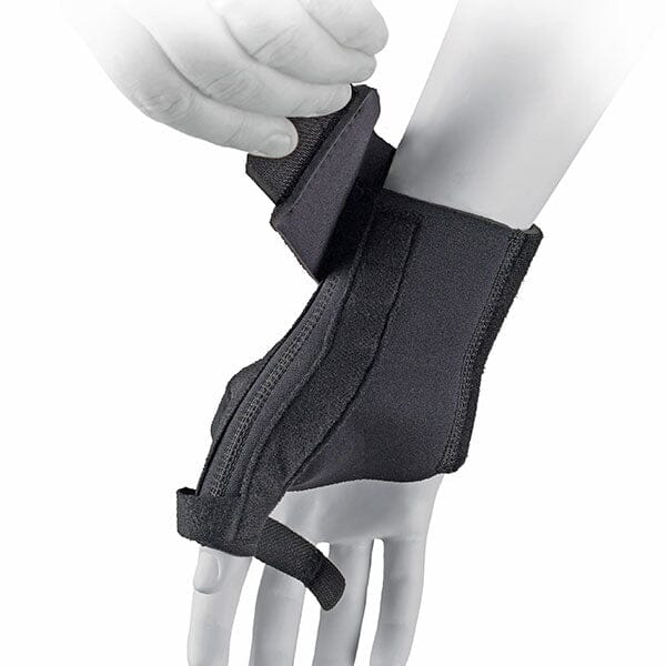 Ultimate Performance Thumb Support Black One Size