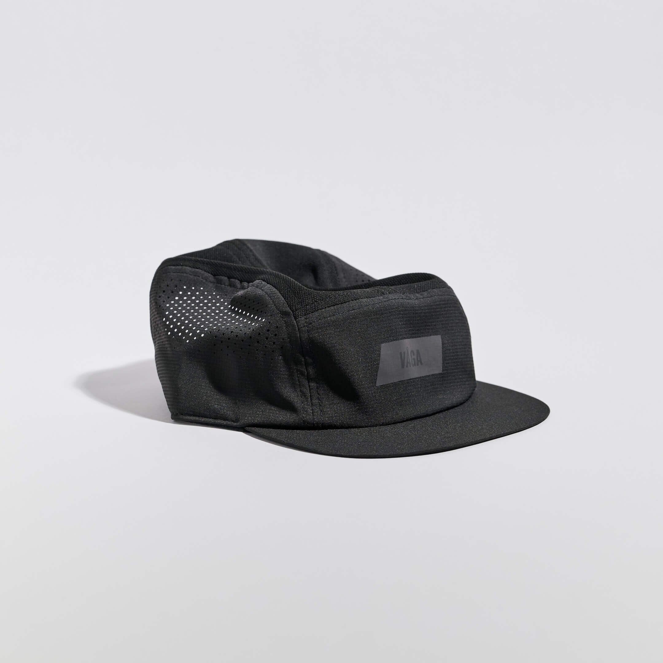 VAGA Feather Racing Cap Black M/L 