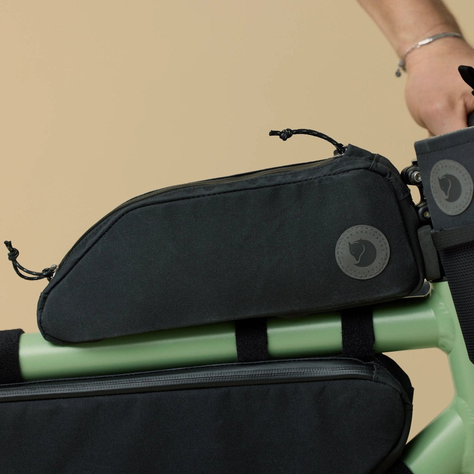 Fjallraven Hoja Top Tube Bag Black 