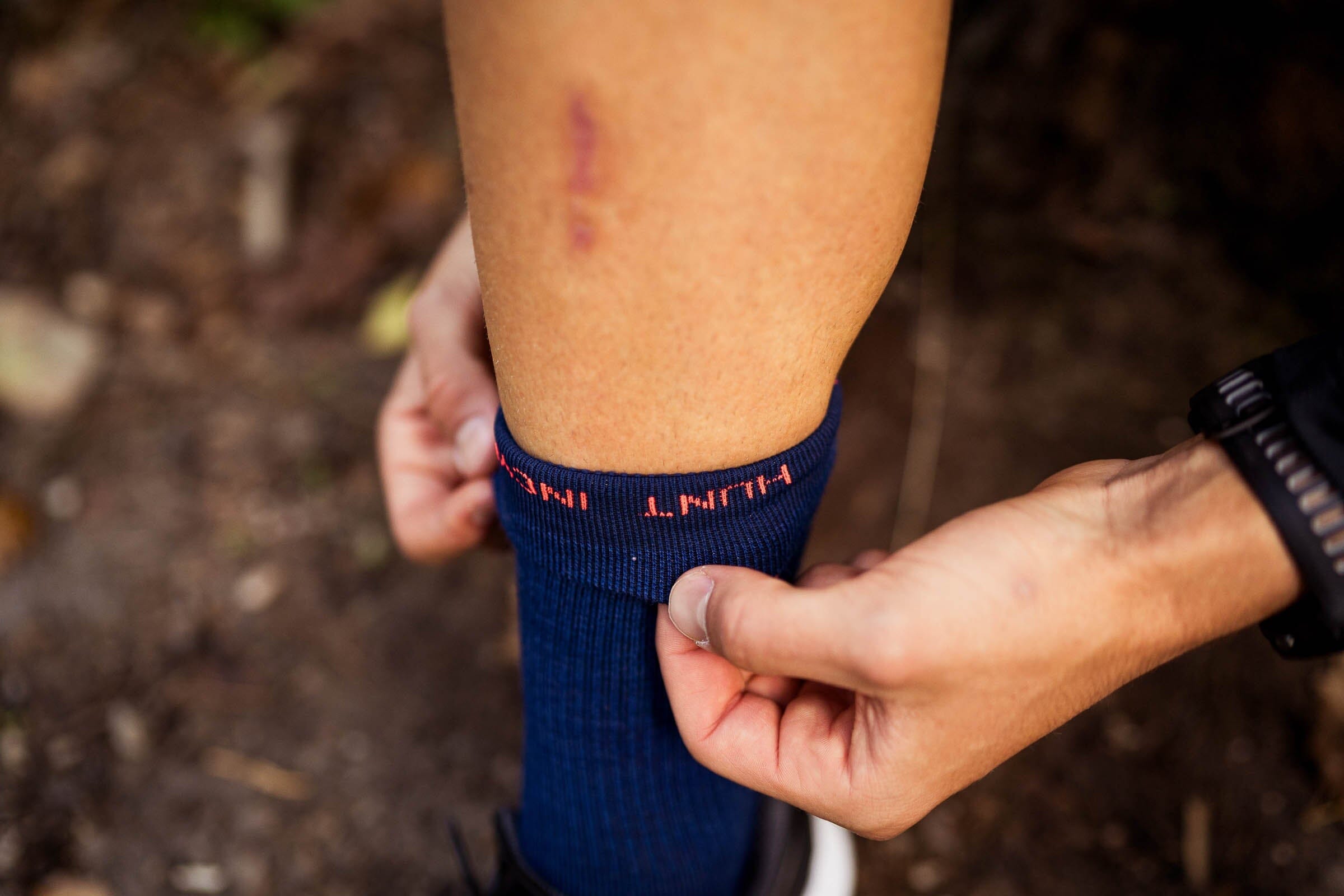 INCYLENCE MERINO LIGHT LANES NAVY INFERNO Merino Light INCYLENCE