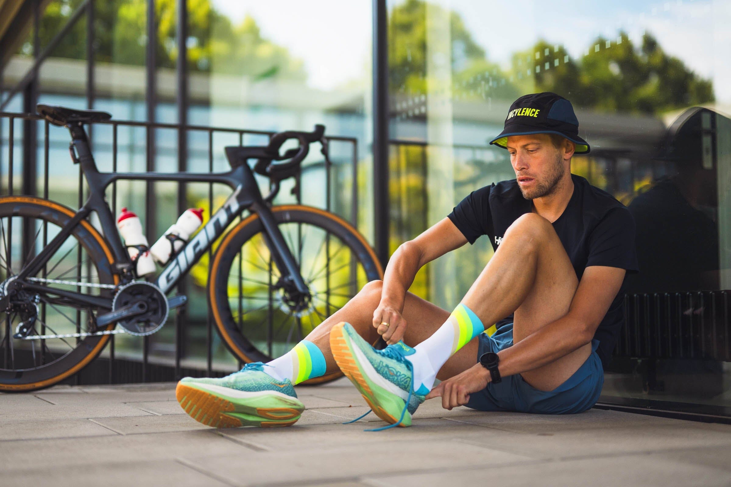 Incylence Running Grades Blue Canary Socks 