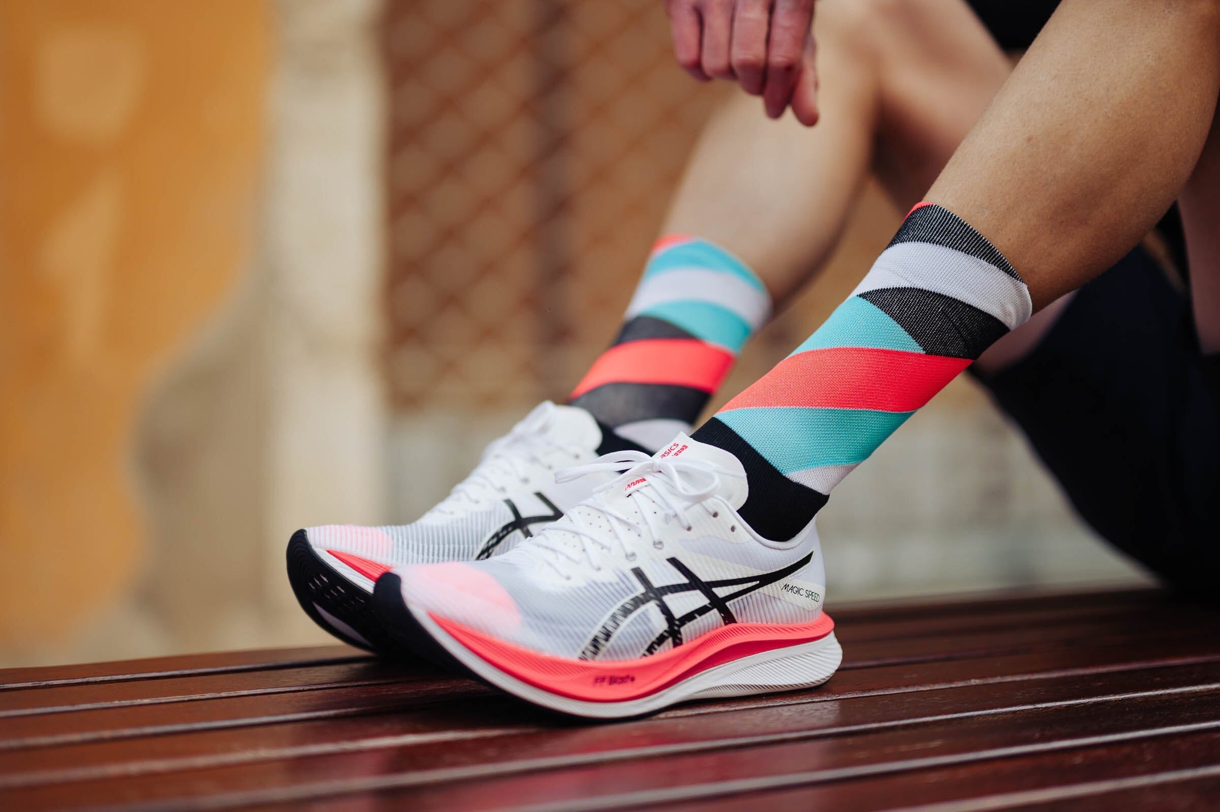 Incylence Running Loops Black Cyan Inferno Socks 