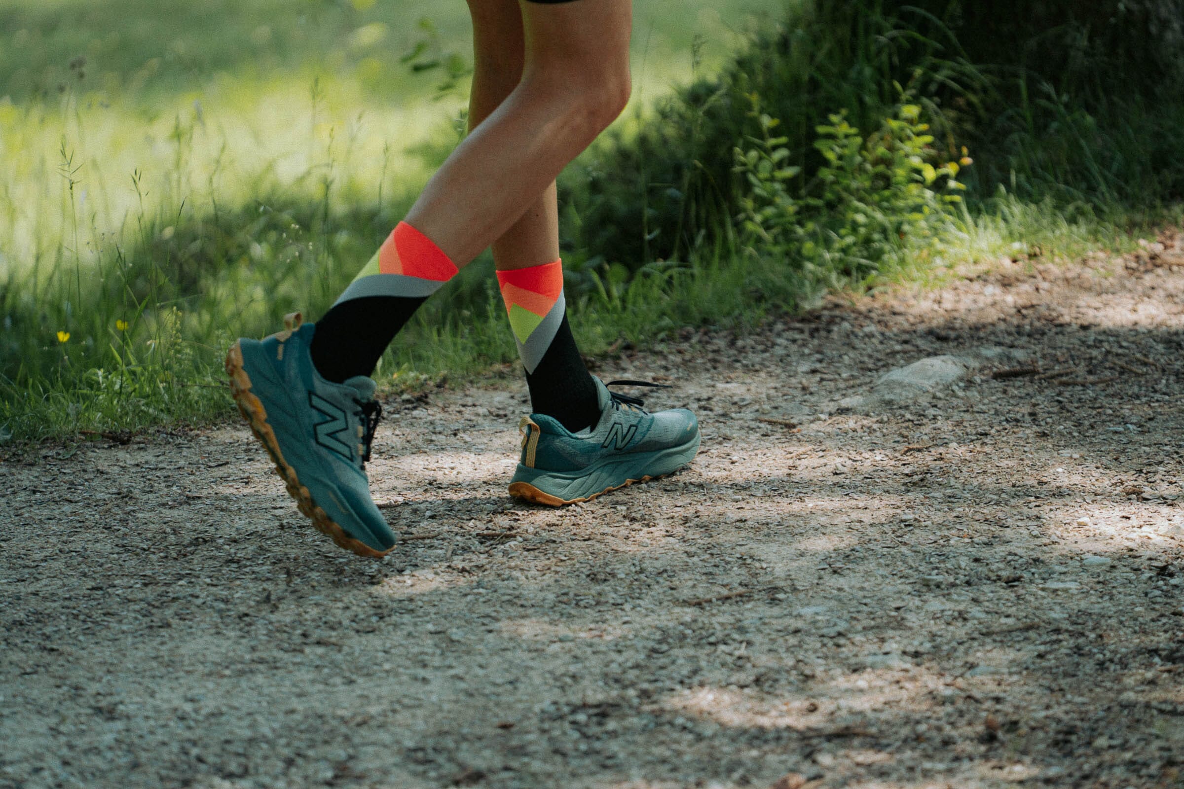 INCYLENCE TRAIL SUMMITS SUNSET Socks INCYLENCE