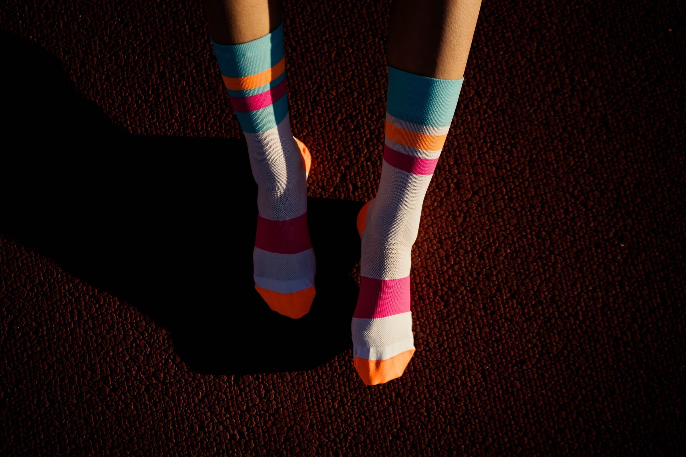 INCYLENCE ULTRALIGHT TRACKS CYAN PINK 