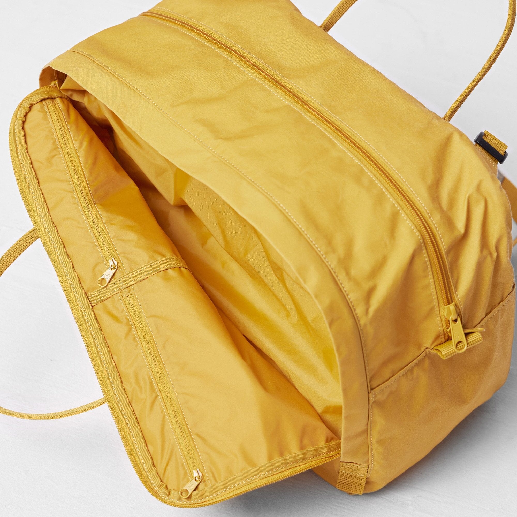 Fjallraven Kanken Weekender Backpack 