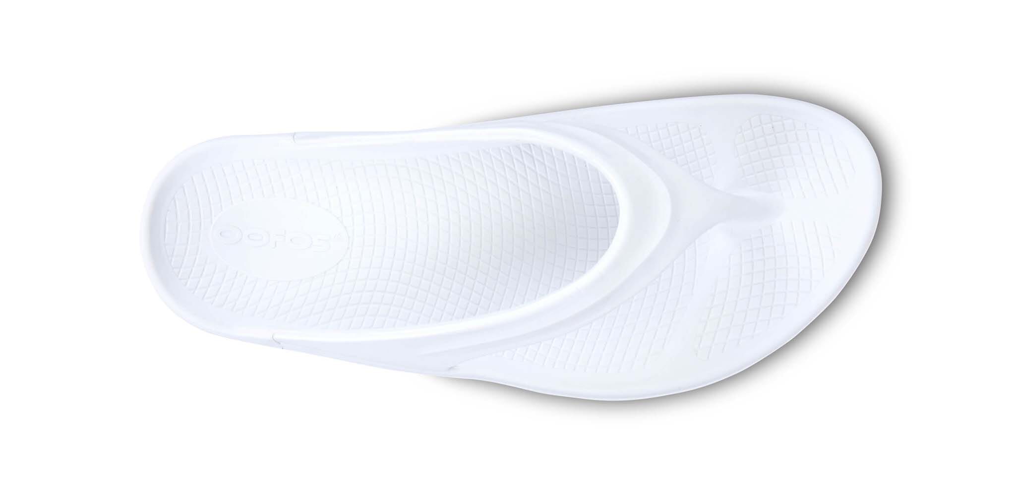 OOFOS Women's OOmega OOlala Thong Sandal - White 