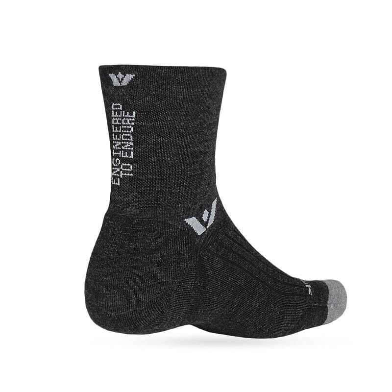 Swiftwick Pursuit Quarter Crew High Socks Coal Gray L 