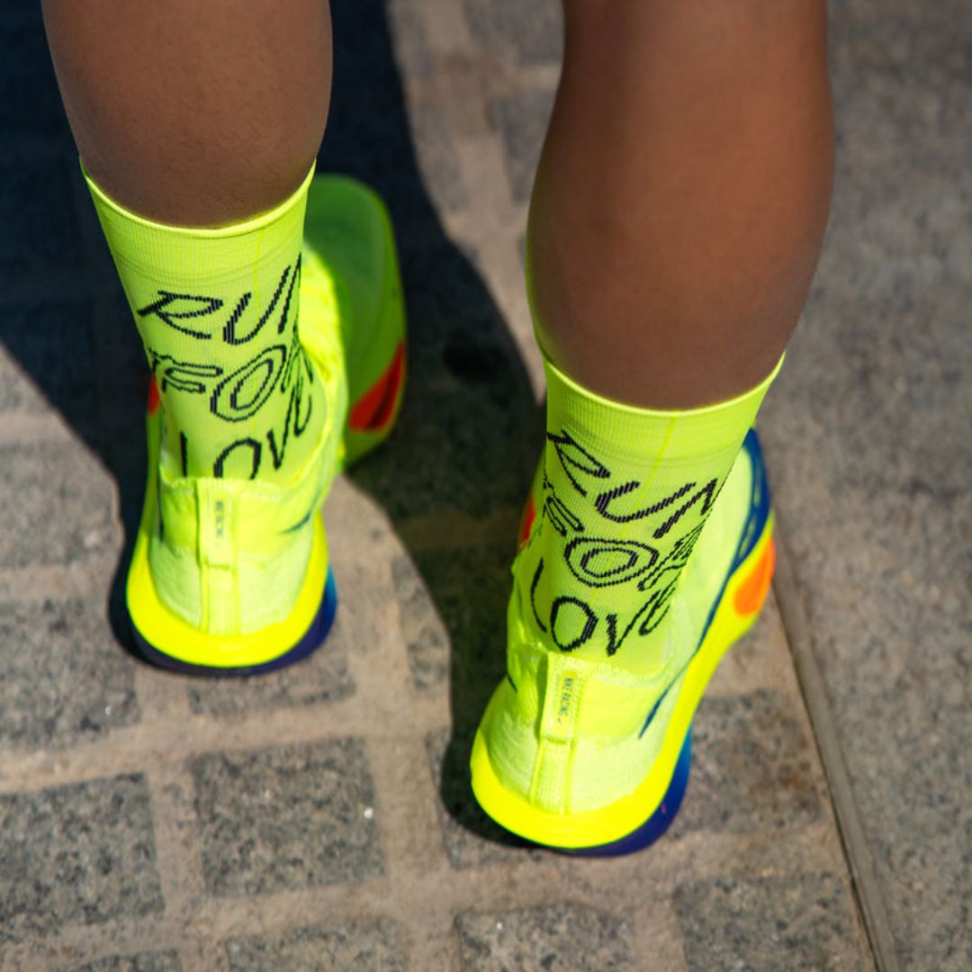 SPORCKS Run For Love - Running Socks Yellow XS 35-37 