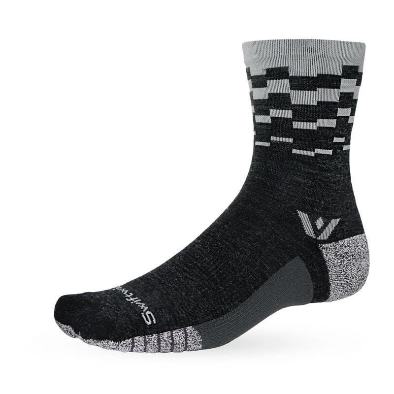 Swiftwick Flite XT Trail Mid-Crew Socks Step Gray L 