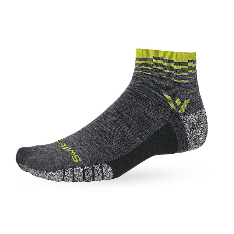 Swiftwick Flite XT Trail Quarter Crew Socks Step Yellow L 