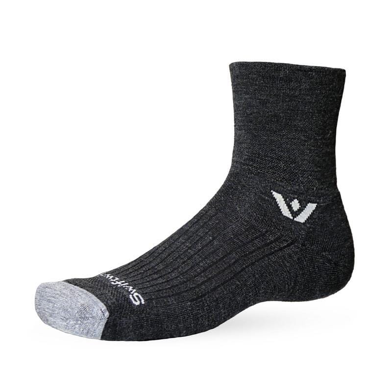 Swiftwick Pursuit Quarter Crew High Socks Coal Gray L 
