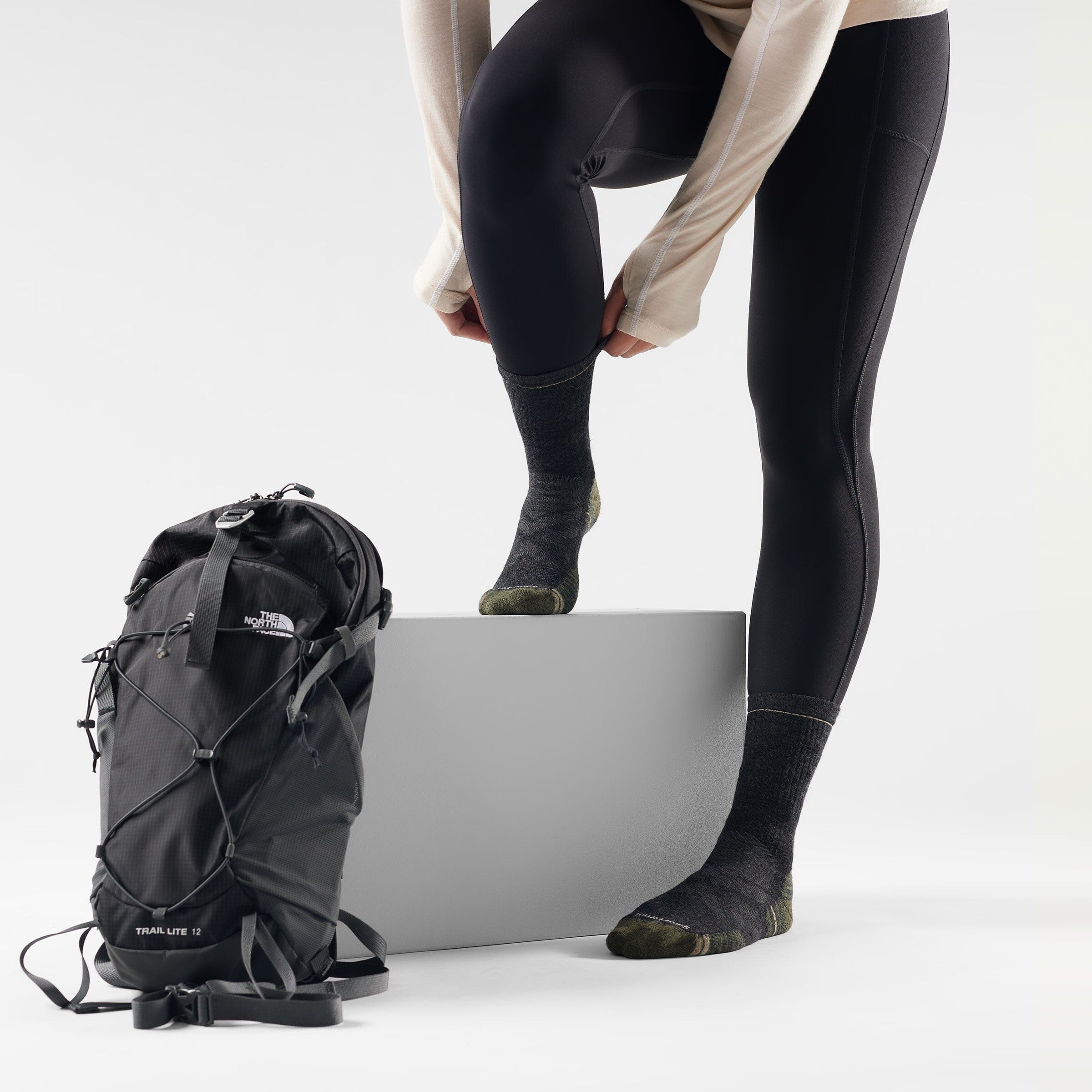 Smartwool Hike Targeted Cushion Mid Crew Socks 