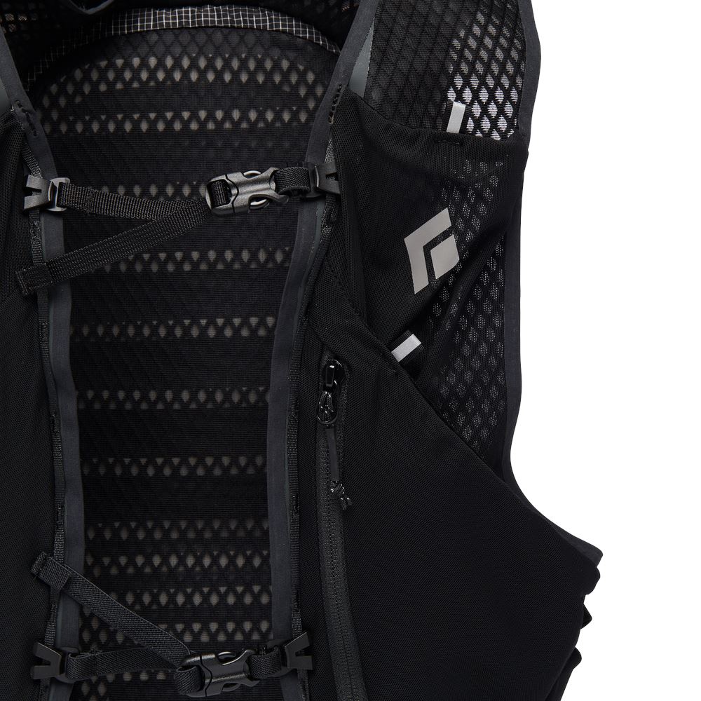 Black Diamond Distance 15 Backpack 2023 