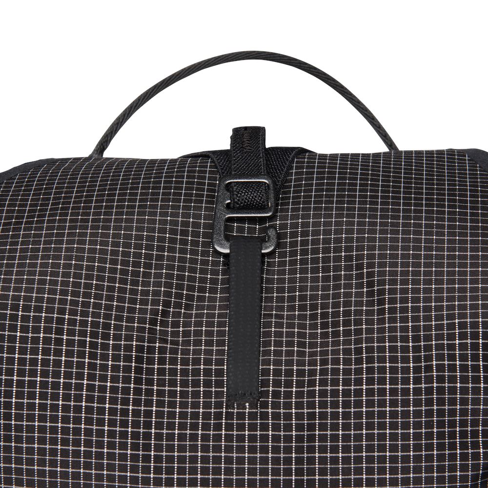 Black Diamond Distance 15 Backpack 2023 
