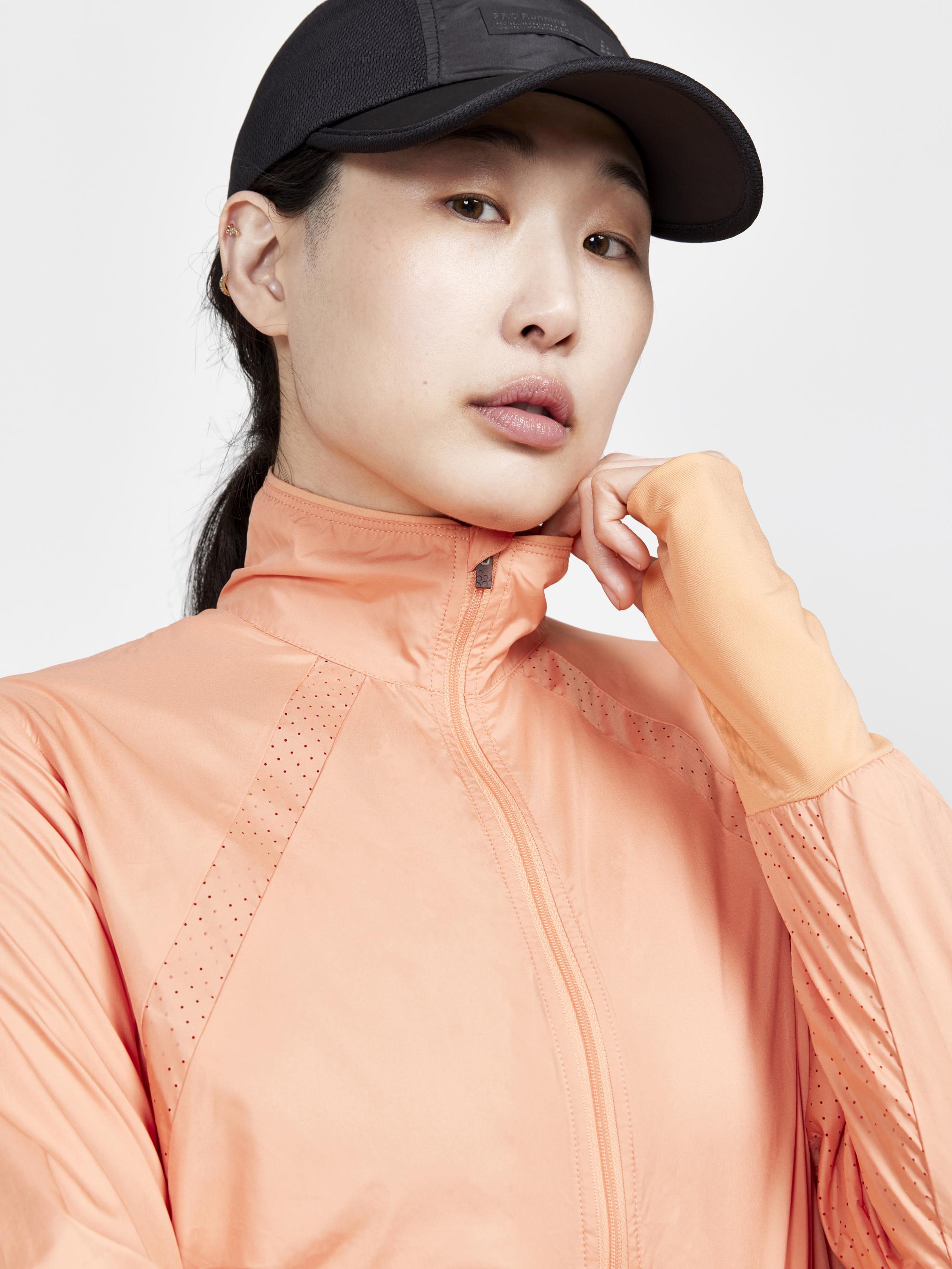 CRAFT Women's Adv Essence Wind Jacket 