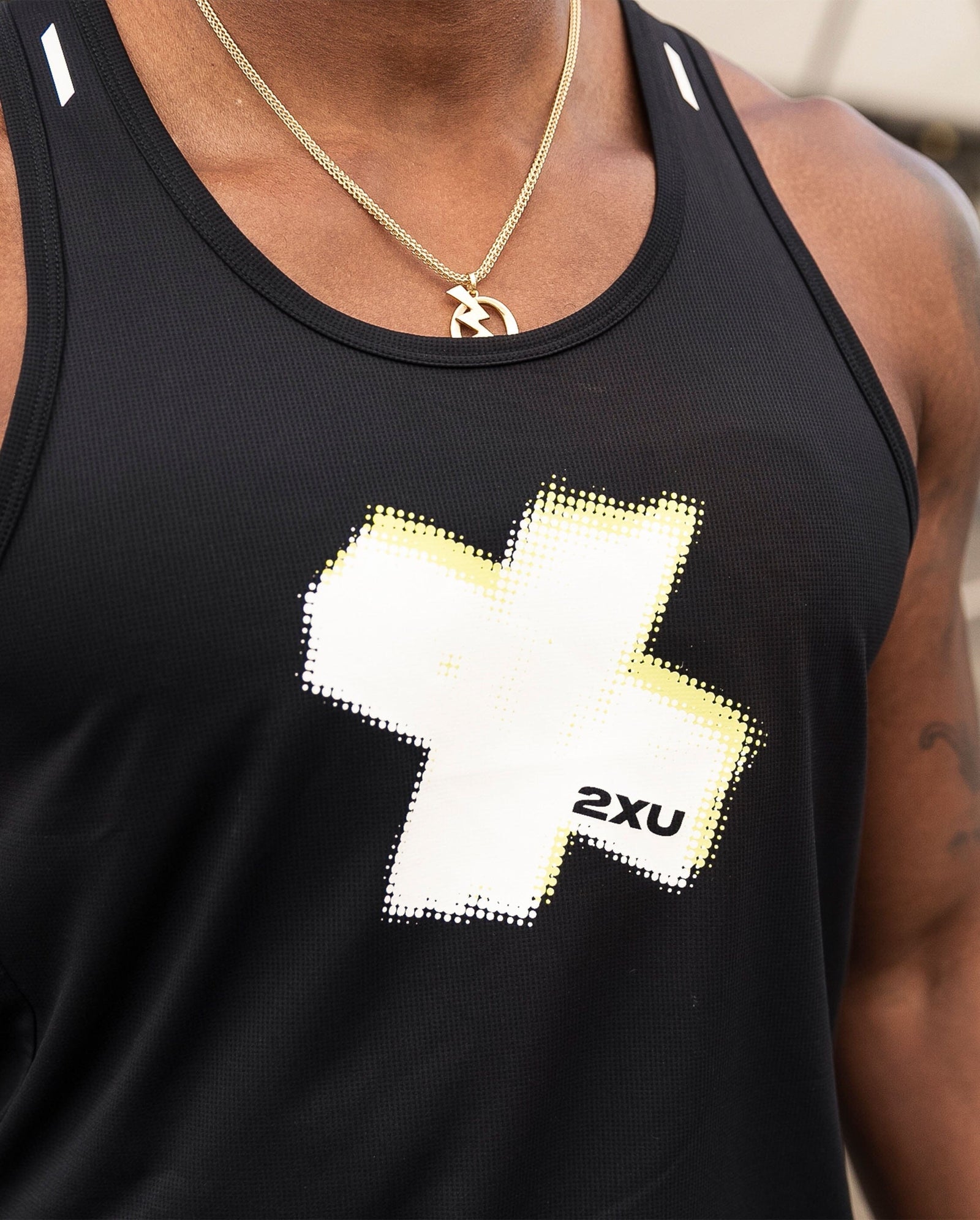 2XU Men's Light Speed Singlet MR6949A Black White X/White Reflective XS 