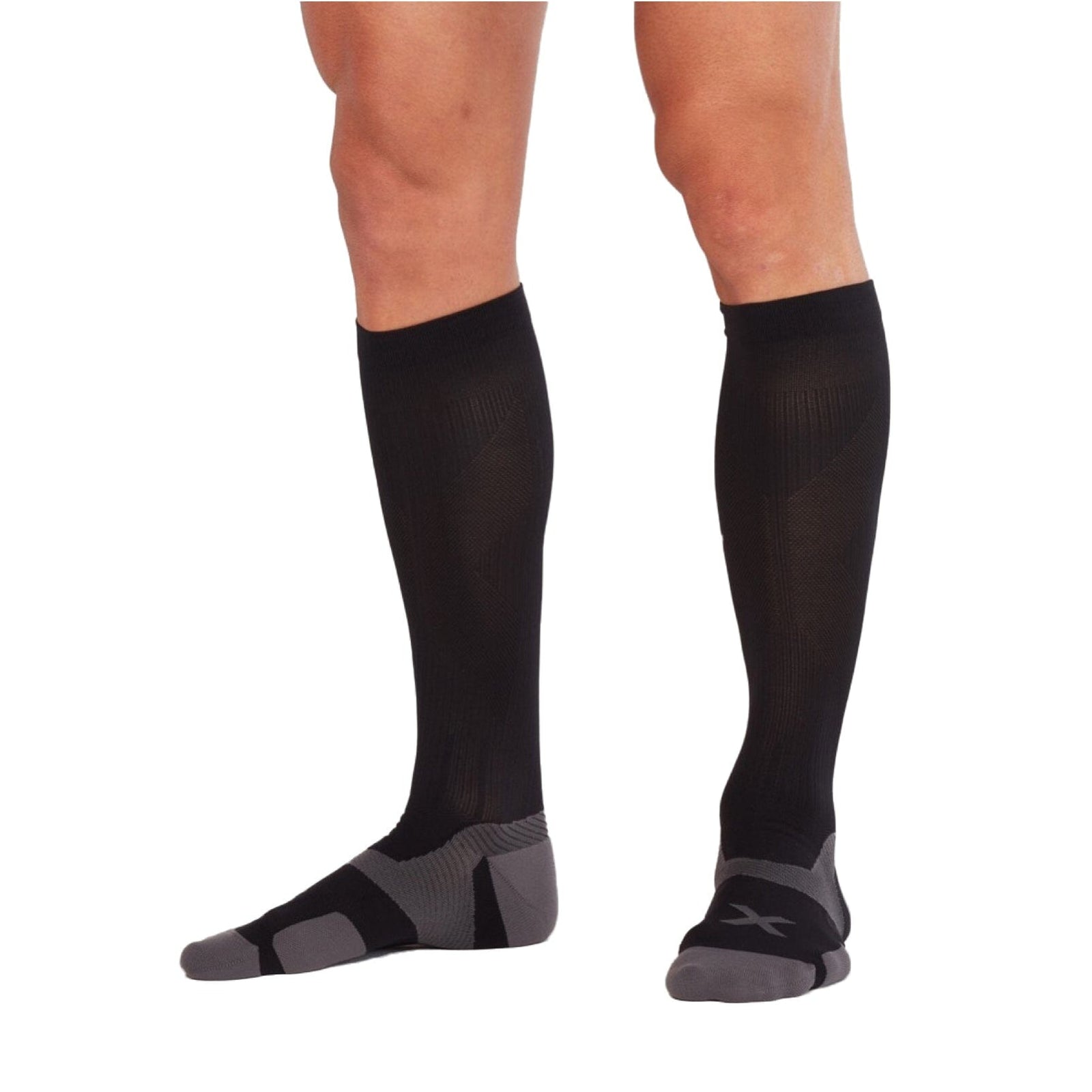 2XU Unisex VECTR Cushion Full Length Socks UA5156E Black/Titanium S 