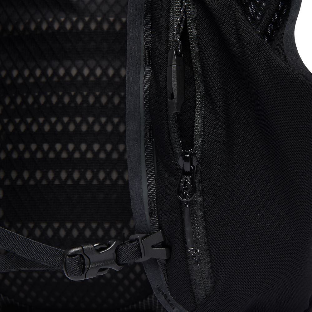 Black Diamond Distance 8 Backpack 2023 