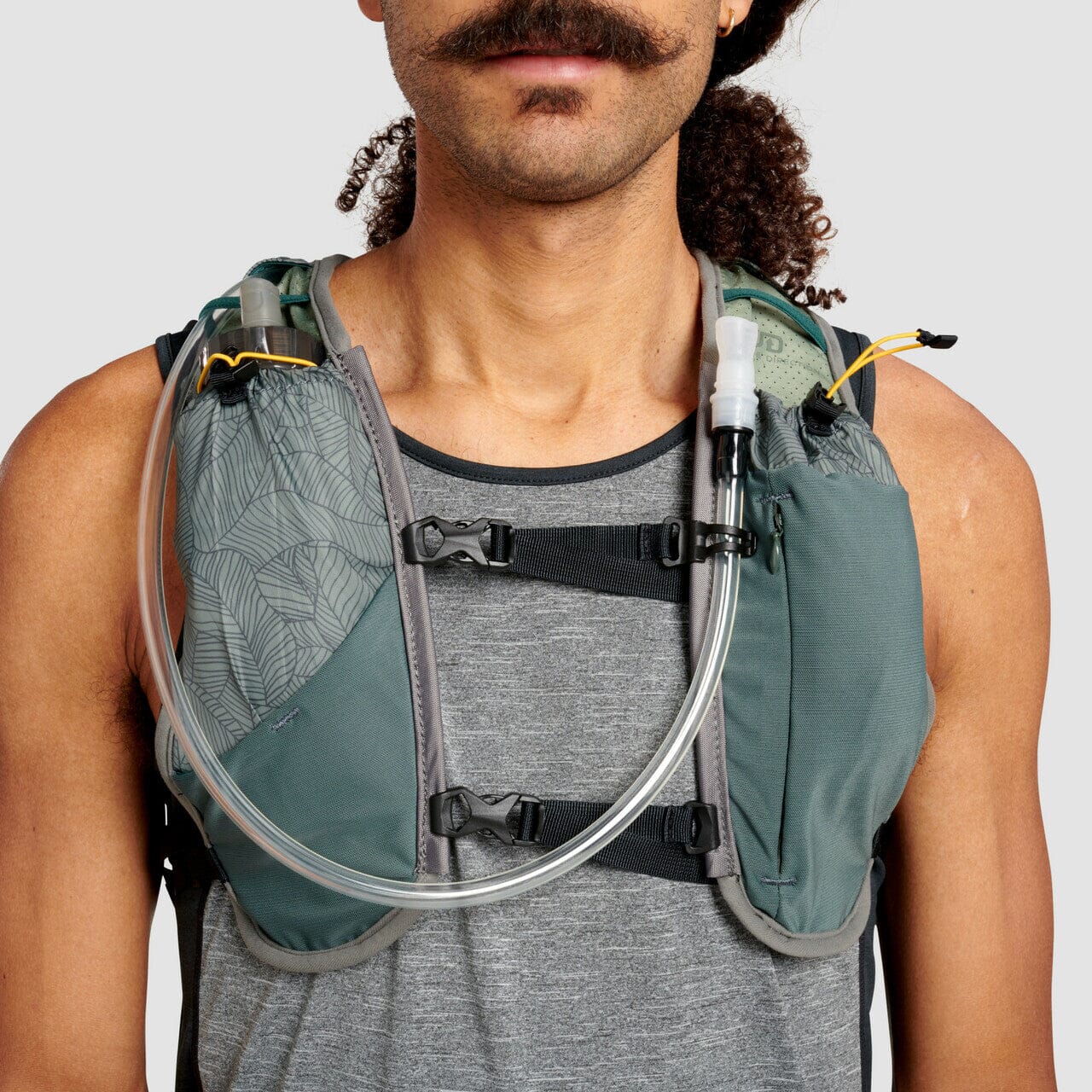 Ultimate Direction Highland Vest Unisex Running Vest 