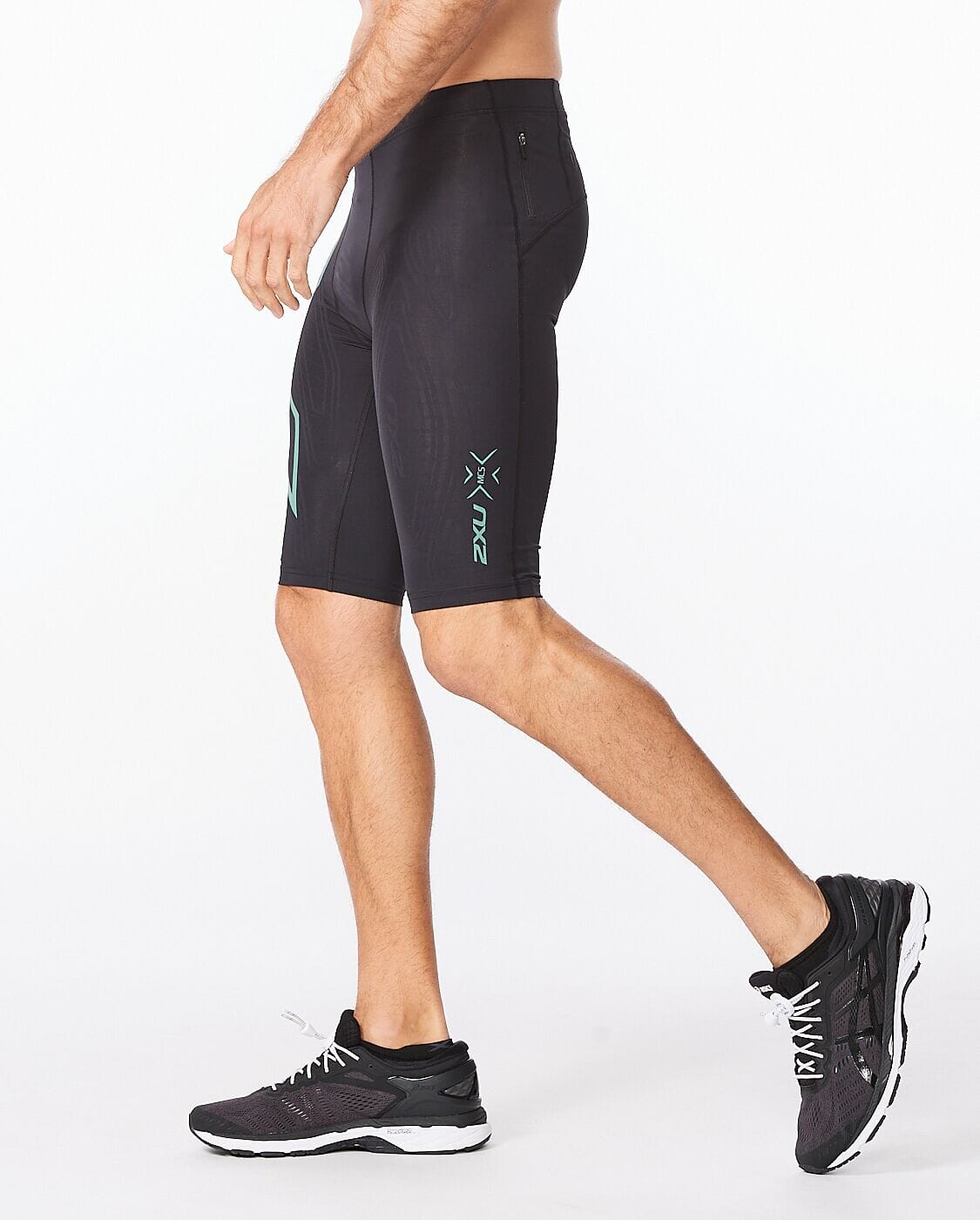 2XU Men's Light Speed Compression Shorts MA5331B 
