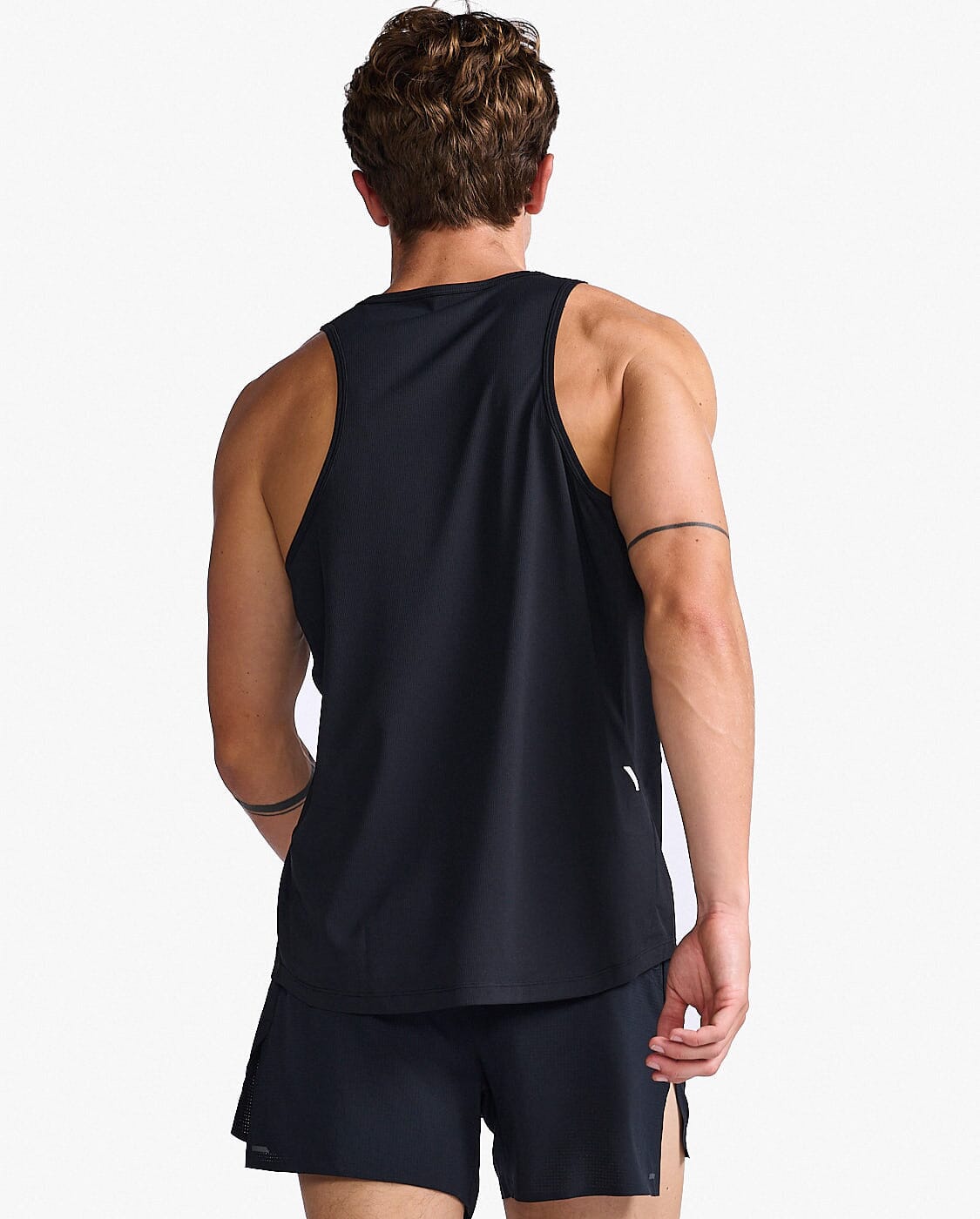 2XU Men's Light Speed Singlet MR6949A 