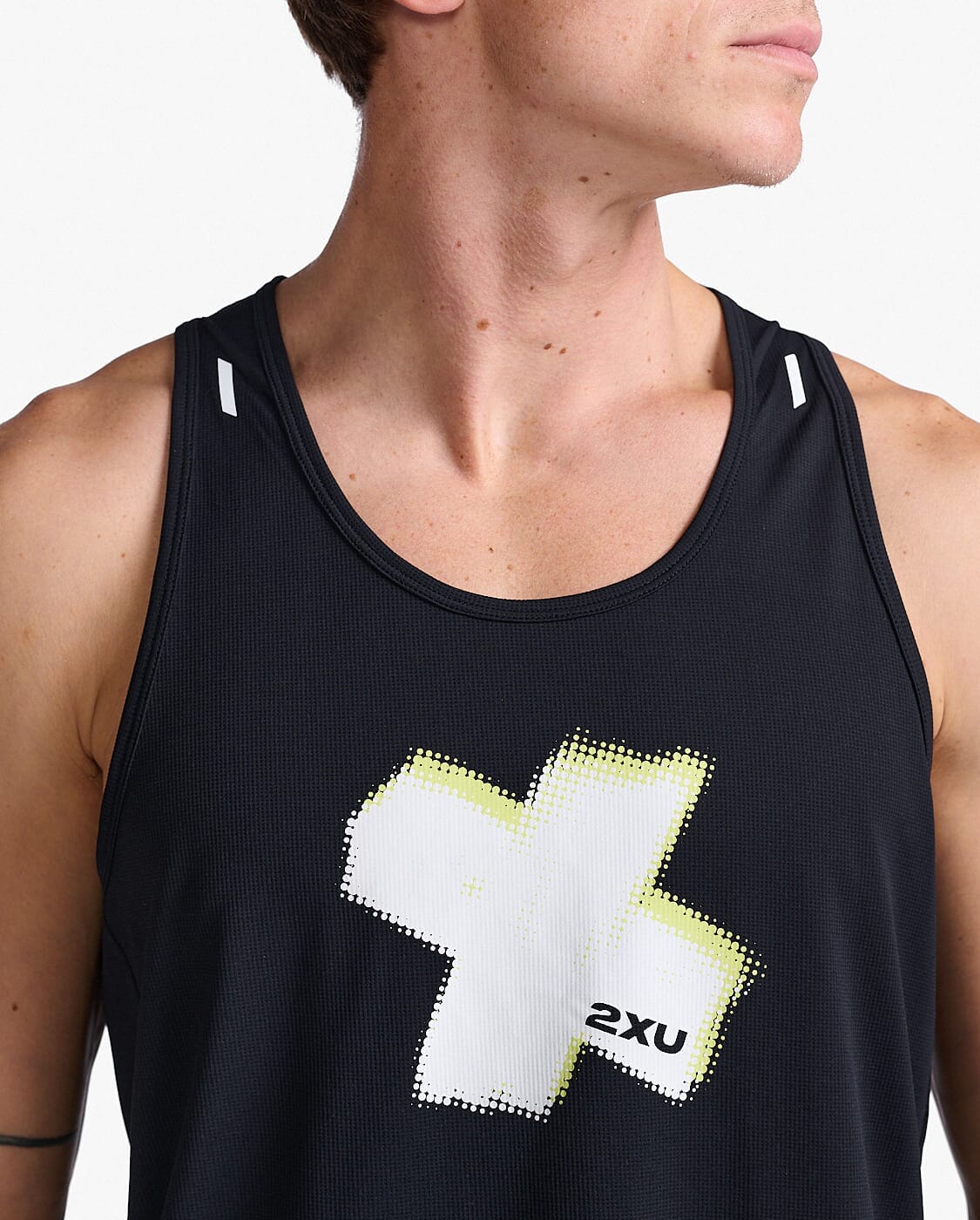 2XU Men's Light Speed Singlet MR6949A 