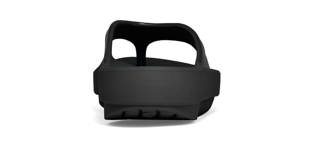 OOFOS Women's OOlala Thong Sandal - Black 