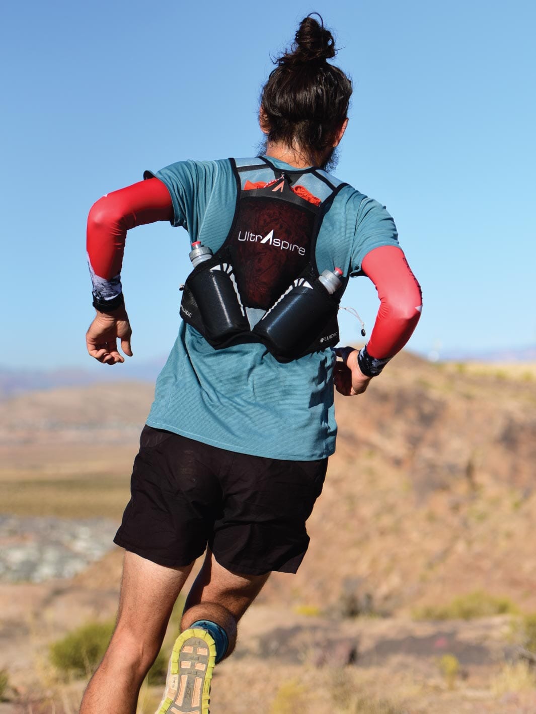 UltrAspire Momentum 2.0 Race Vest 