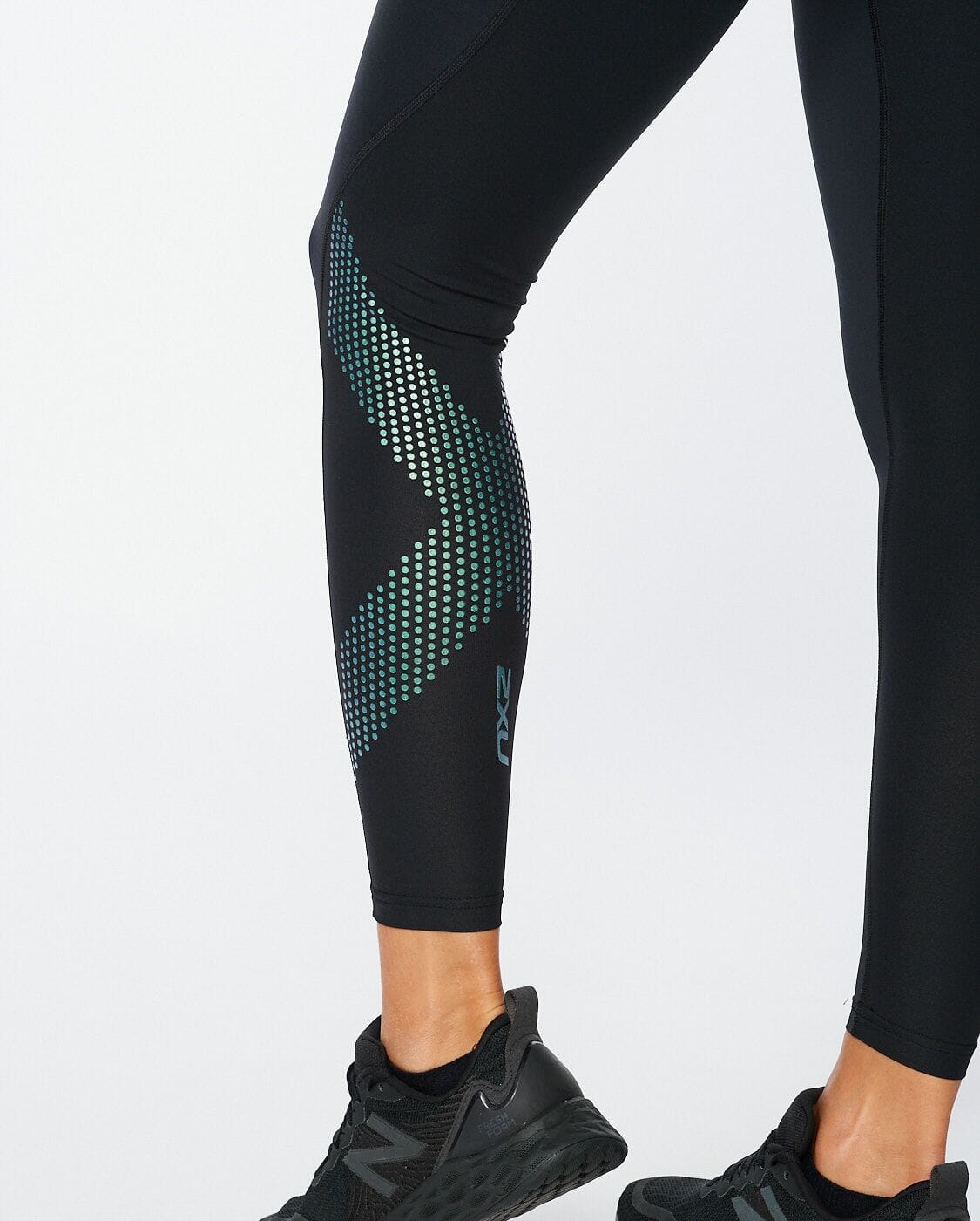 2XU Women's Motion Mid-Rise Compression Tights WA2864B 