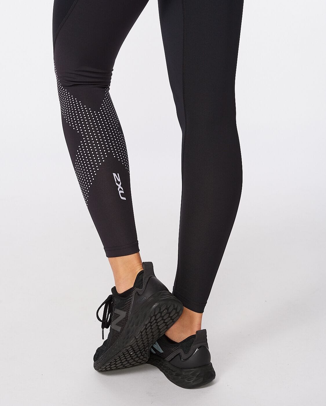 2XU Women's Motion Mid-Rise Compression Tights WA2864B 