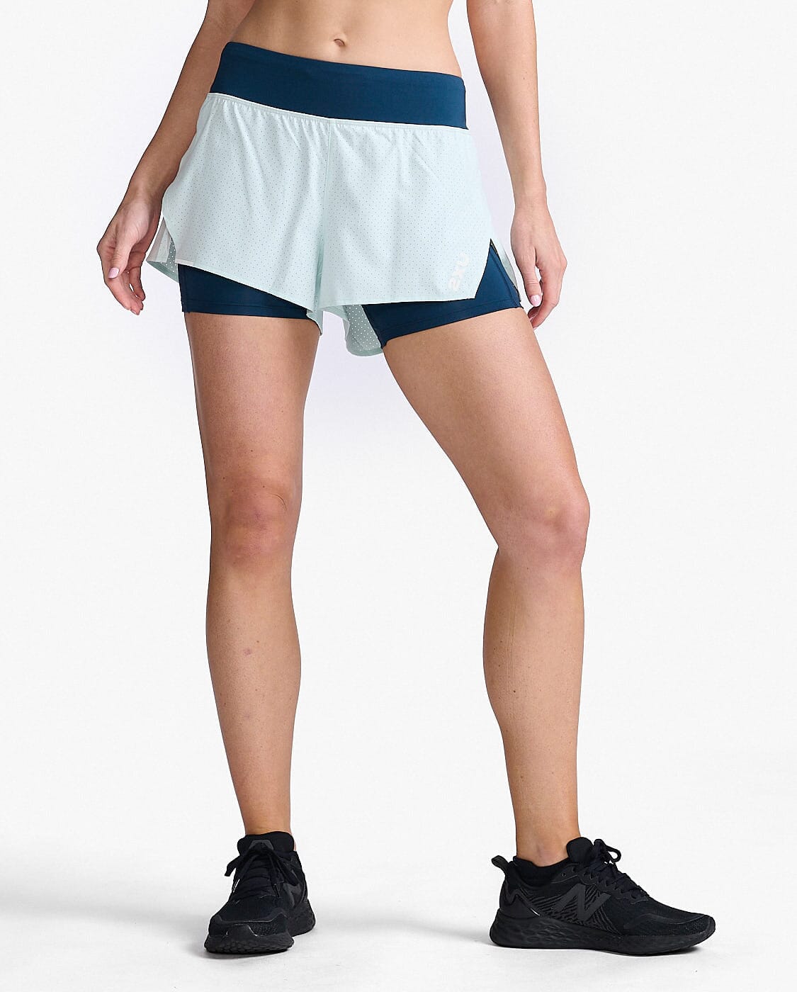 2XU Women's Aero 2-in-1 4" Inch Shorts WR6861B Moonlight/Glacier XS 