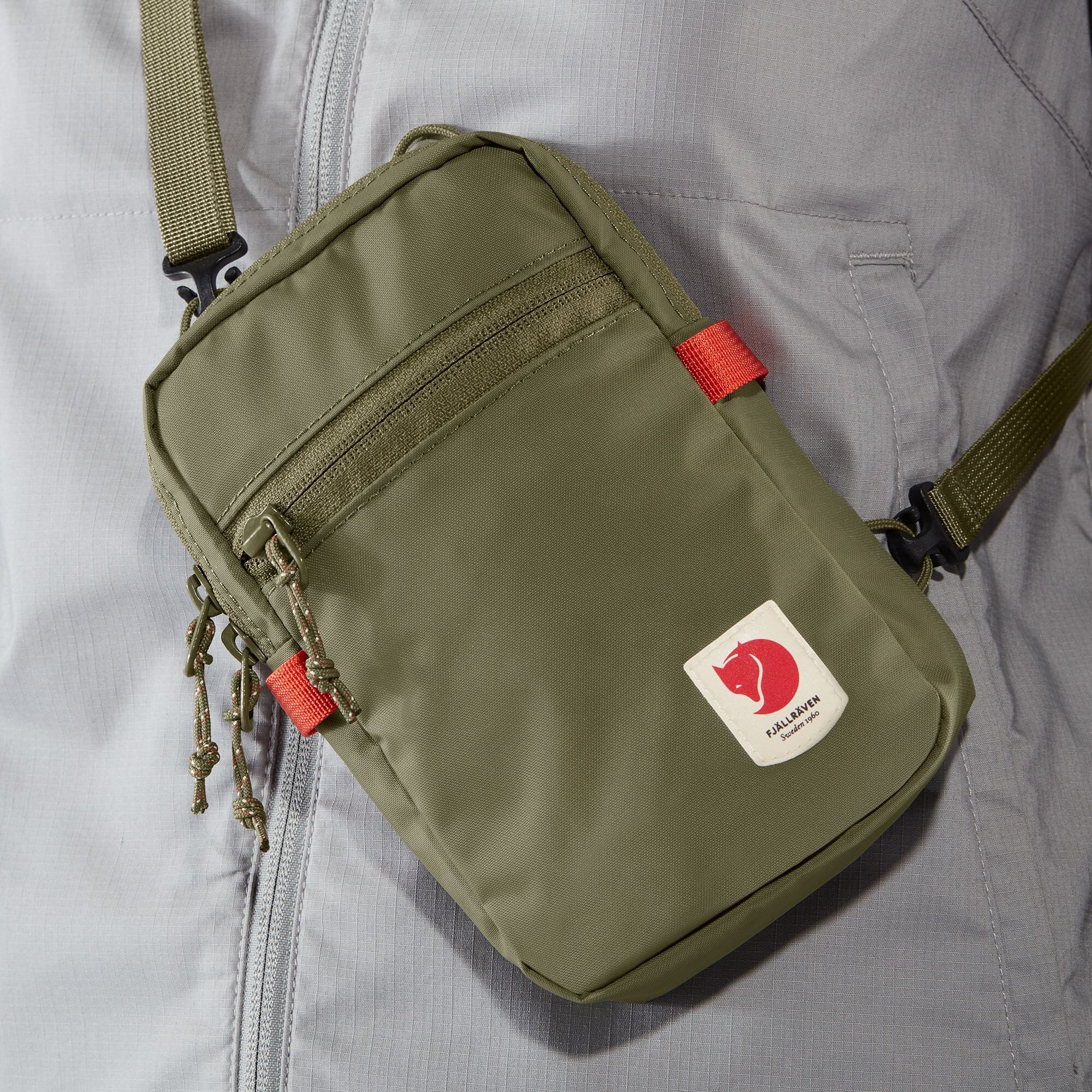 Fjallraven High Coast Pocket Messenger Bag 