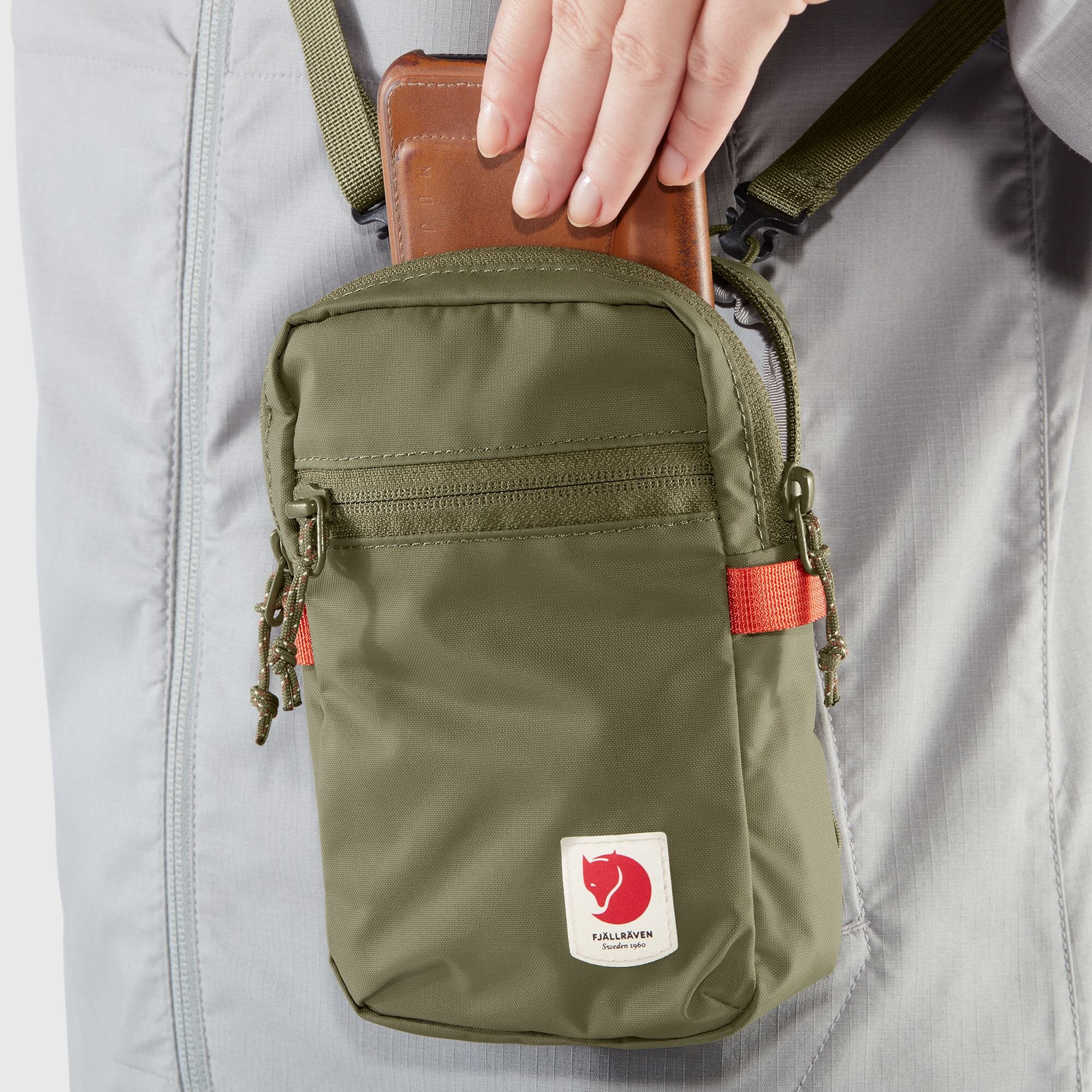 Fjallraven High Coast Pocket Messenger Bag 