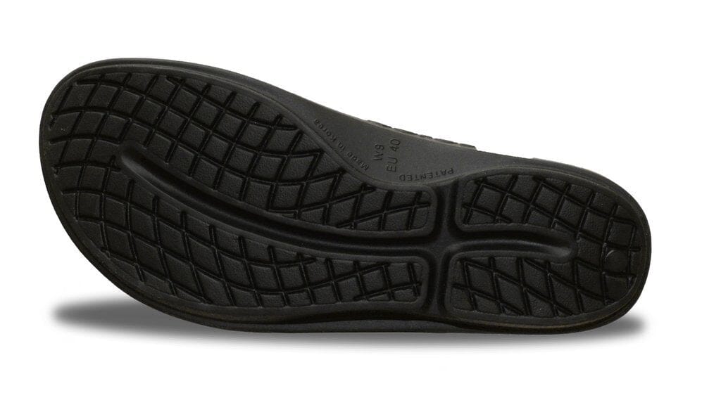 OOFOS Women's OOlala Thong Sandal - Black 